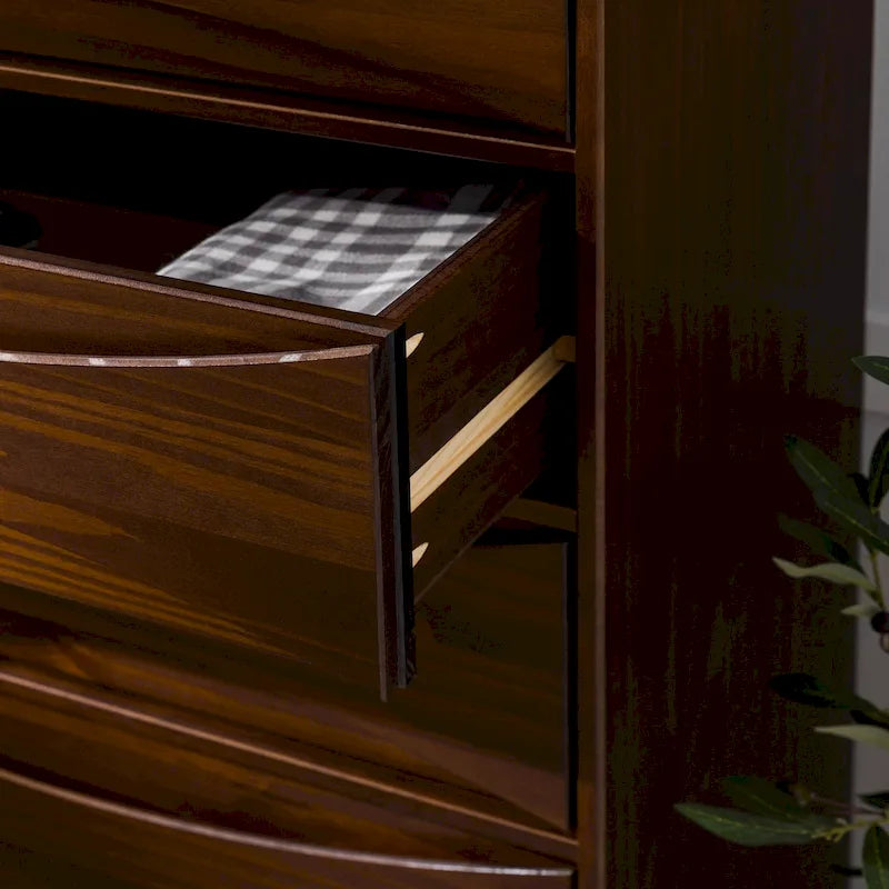 Commode 5 tiroirs en bois massif de style Mid-Century