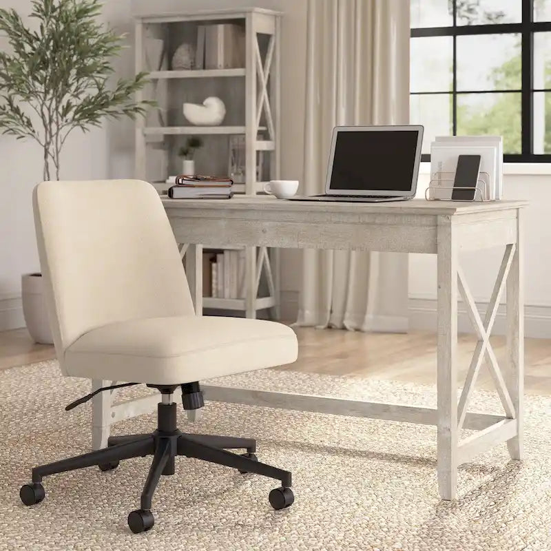 Chaise de bureau sans accoudoirs à dossier mi-haut et roulettes